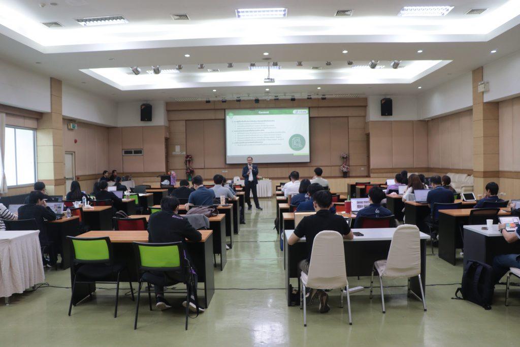 กองทรัพยากรทุนมนุษย์ มช. ร่วมกับ ERDI-CMU เดินหน้าหลักสูตรที่ 2 “การประเมินคาร์บอนฟุตพริ้นท์ในระดับส่วนงาน” ต่อยอดองค์ความรู้สู่การปฏิบัติจริง